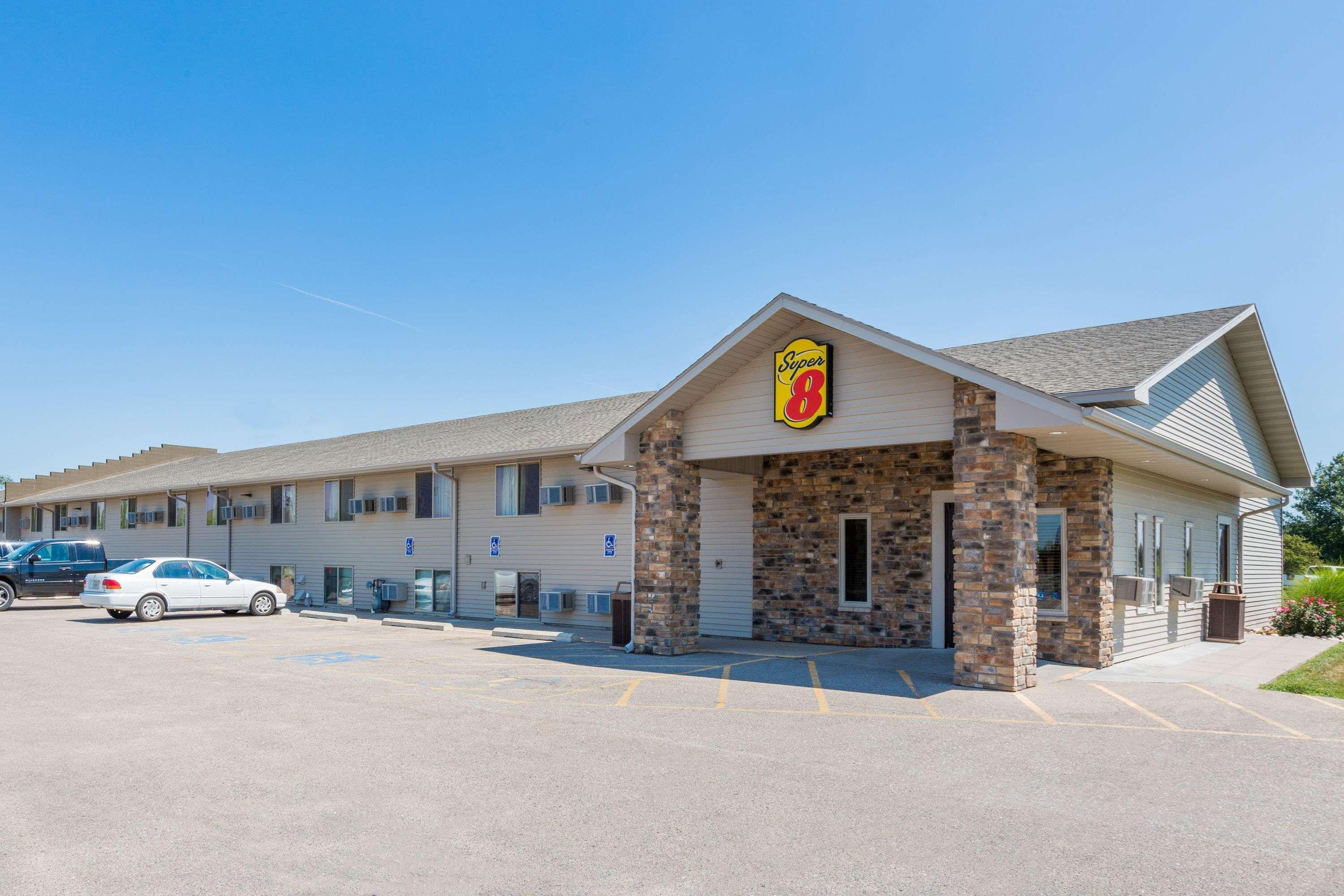 Super 8 By Wyndham Kearney Motel Eksteriør bilde